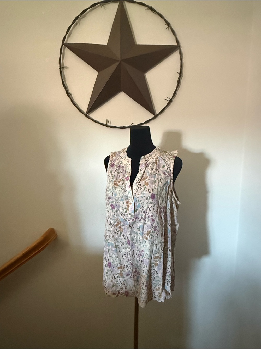 lovestitch Sleeveless Floral V-Neck Top - Cream with Lavender Accents
